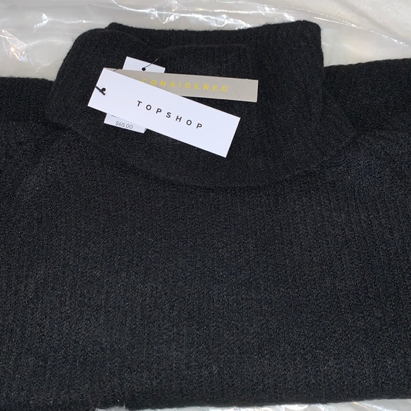 TopShop Crop Sweater - Picture 3 of 10